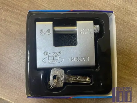 Замок навісній П-подібний Gusam 84мм хром з броненакладкою 4кл